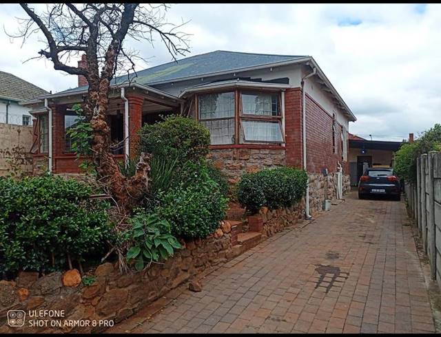 3 BEDROOM HOUSE FOR SALE IN KENSINGTON